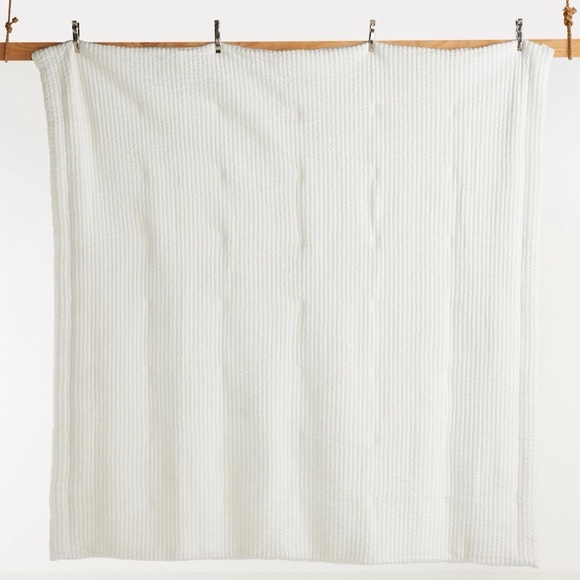 Cotton Jersey Channel Stitch Quilt - Picture 2 of 5